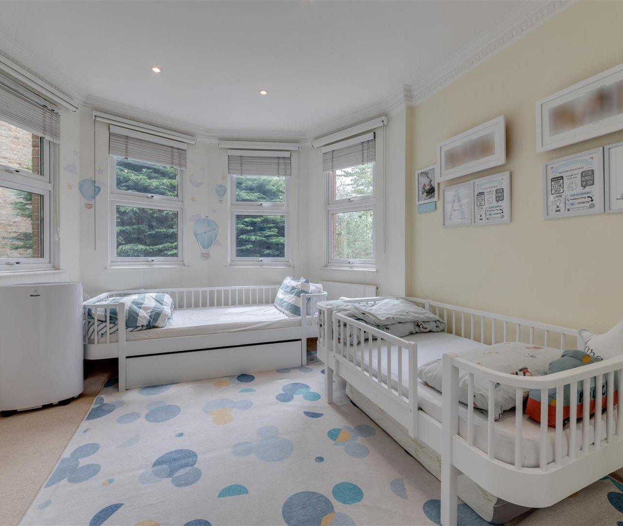 Netherhall Gardens Hampstead NW3 5RL