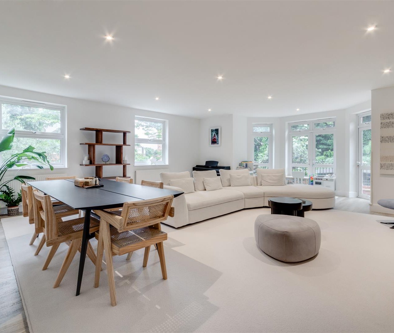 Netherhall Gardens Hampstead NW3 5RL