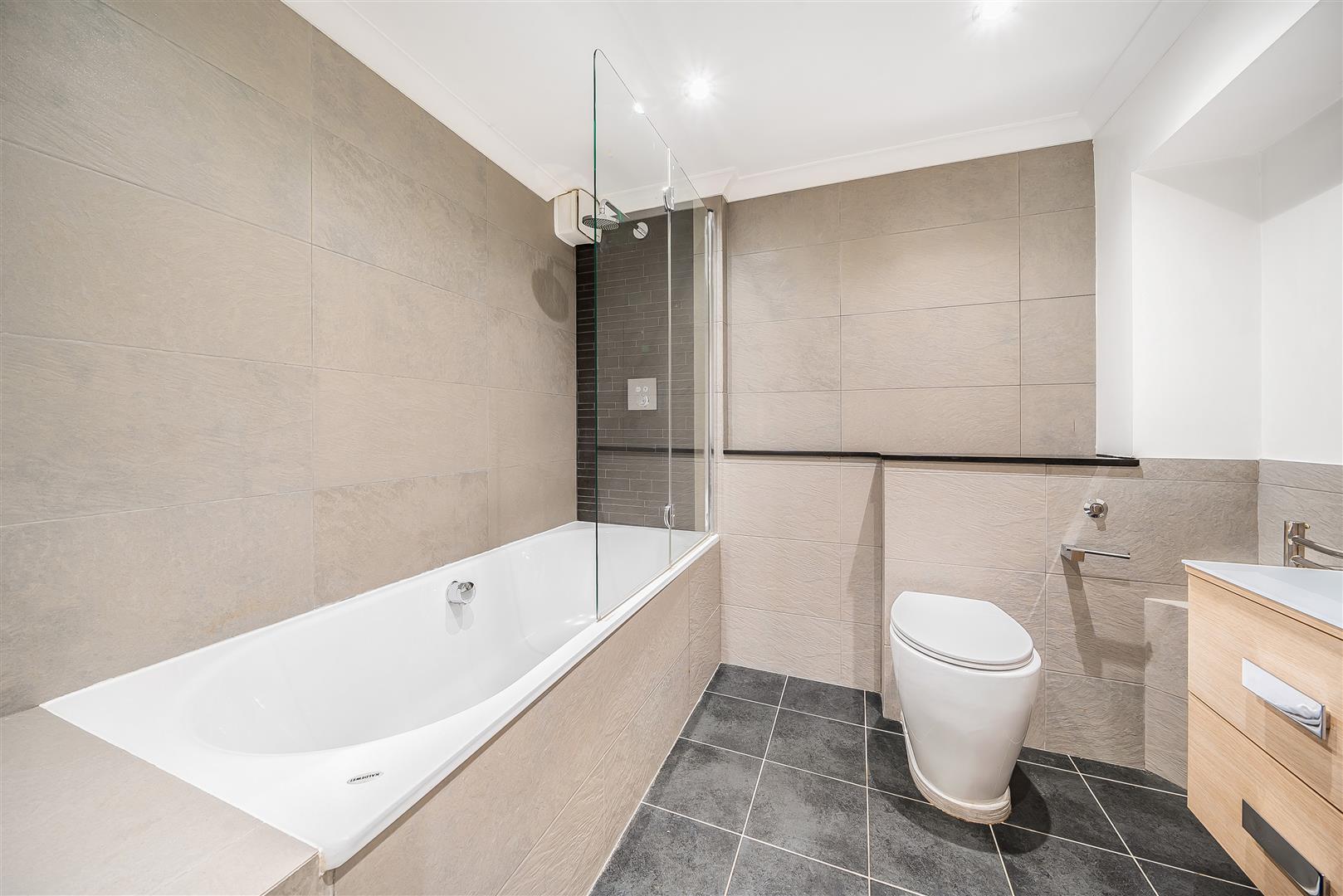 Fitzjohn’s Avenue Hampstead NW3 6PD