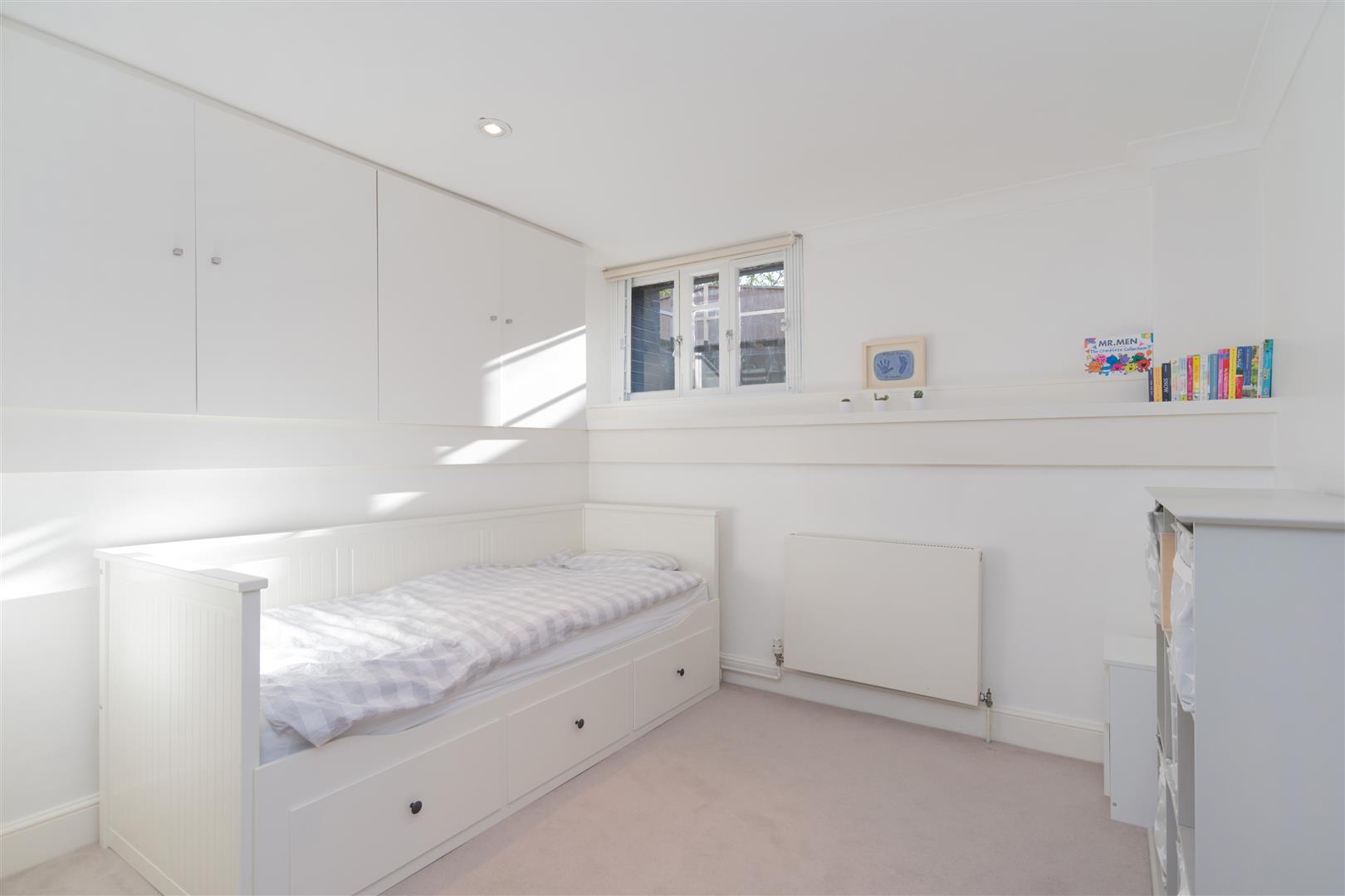 Fitzjohn’s Avenue Hampstead NW3 6PD