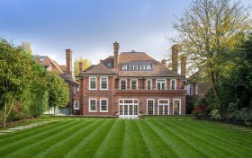 Redington Road Hampstead NW3 7RR