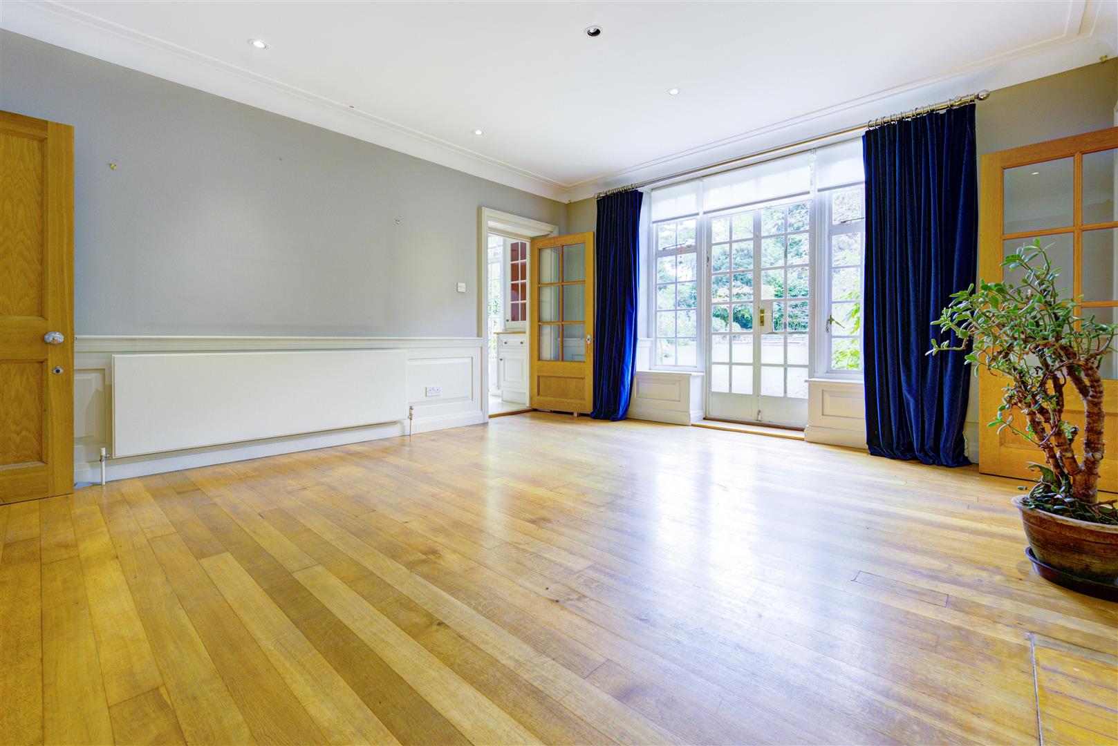 Fairway Close Hampstead Garden Suburb NW11 6TR