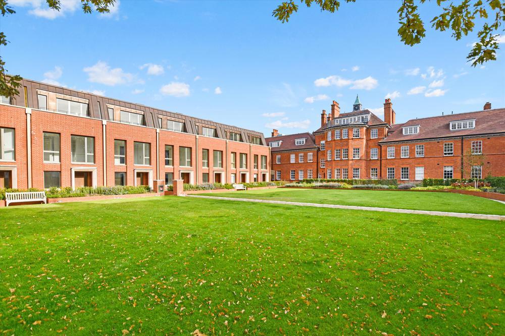 Kidderpore Avenue, London, NW3 7SU