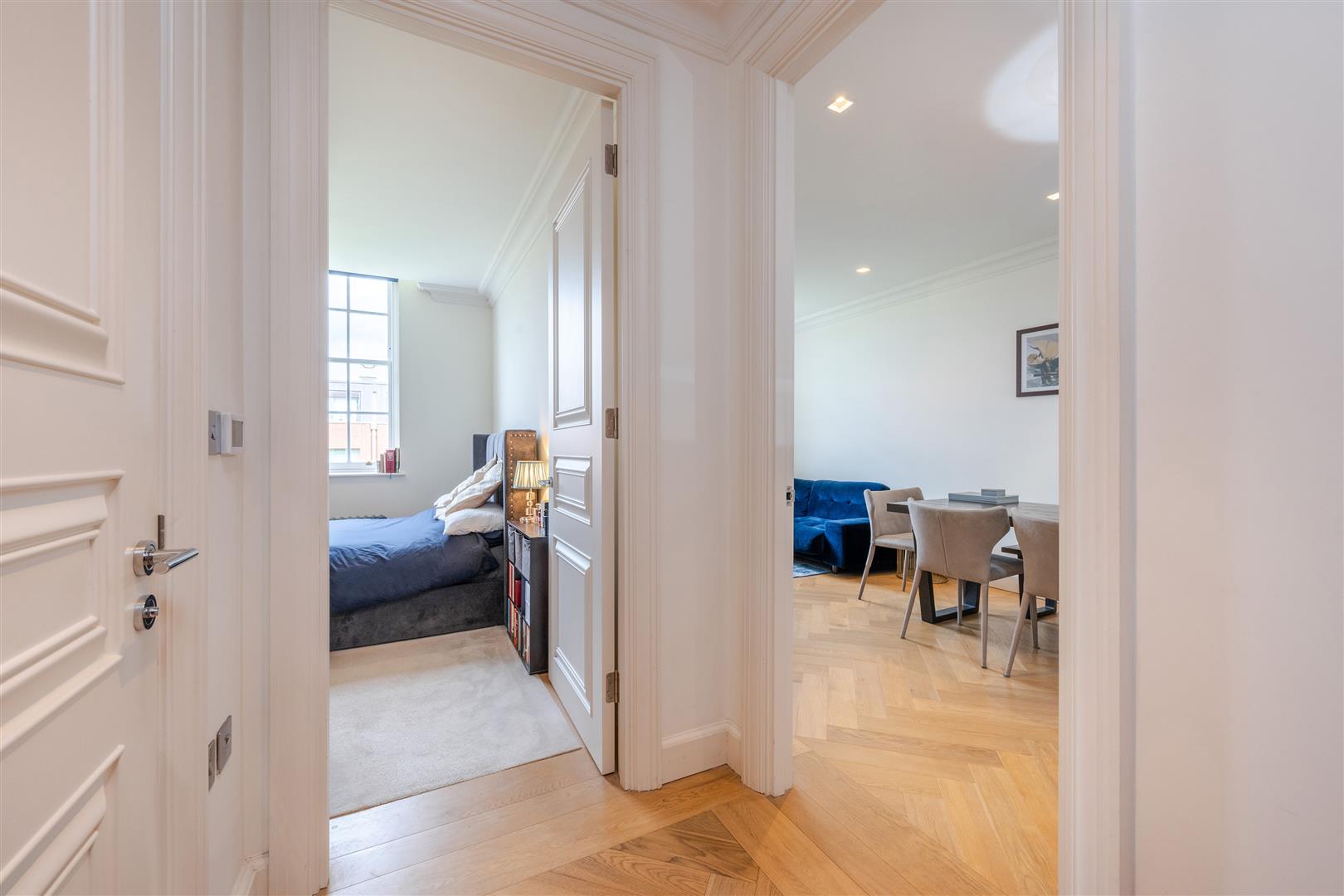 Kidderpore Avenue, London, NW3 7SU