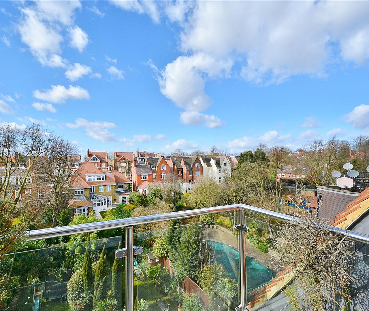 Fitzjohn's Avenue, Hampstead, NW3 5JY
