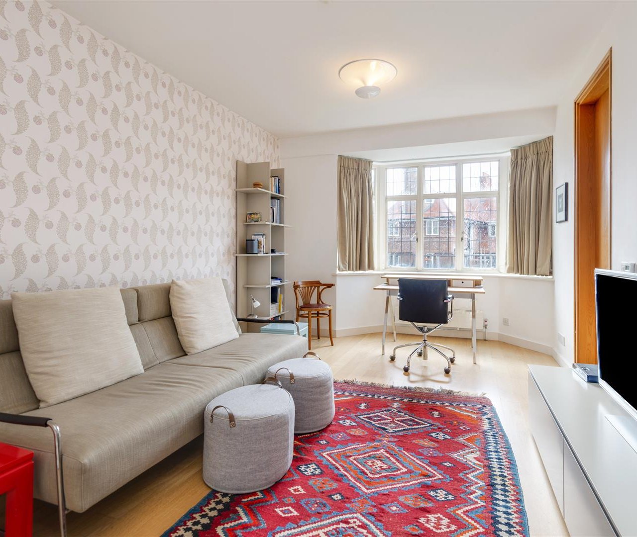 Greenaway Gardens, London, NW3 7DH