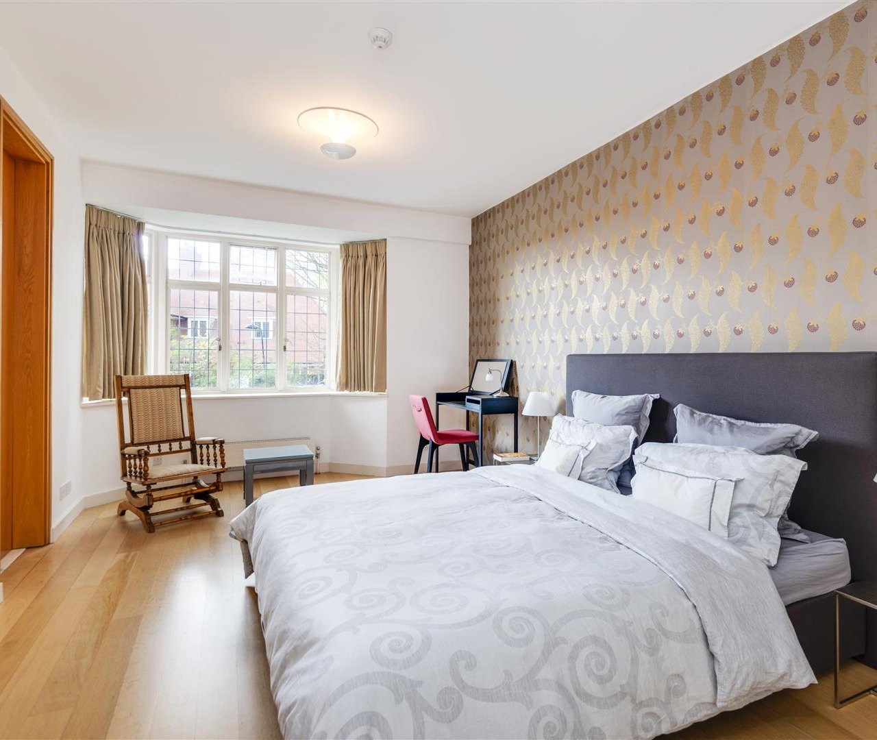 Greenaway Gardens, London, NW3 7DH