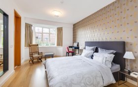 Greenaway Gardens, London, NW3 7DH
