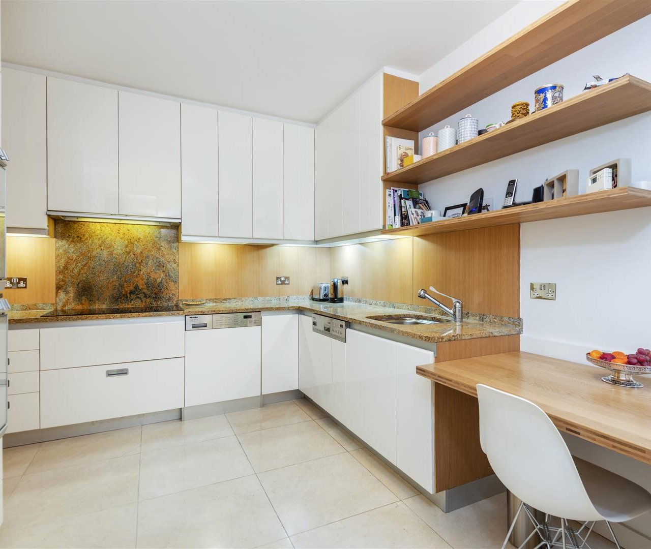 Greenaway Gardens, London, NW3 7DH