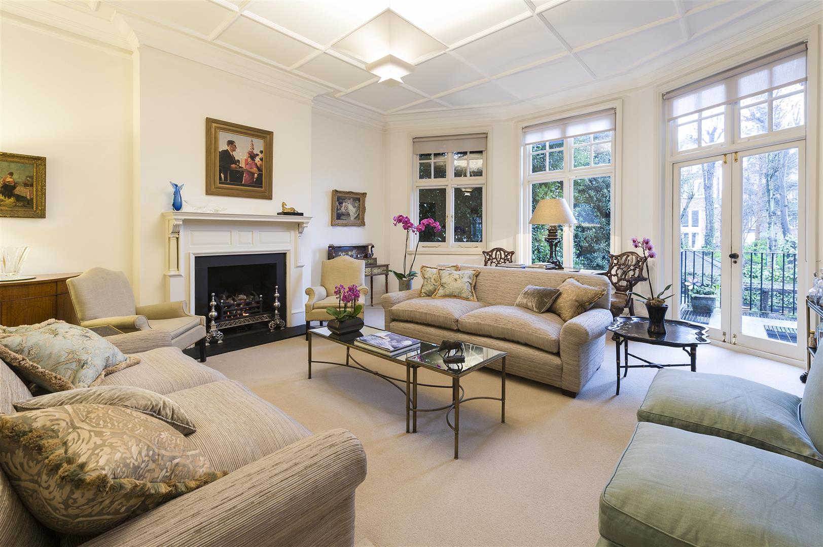 Hollycroft Avenue Hampstead NW3 7QJ