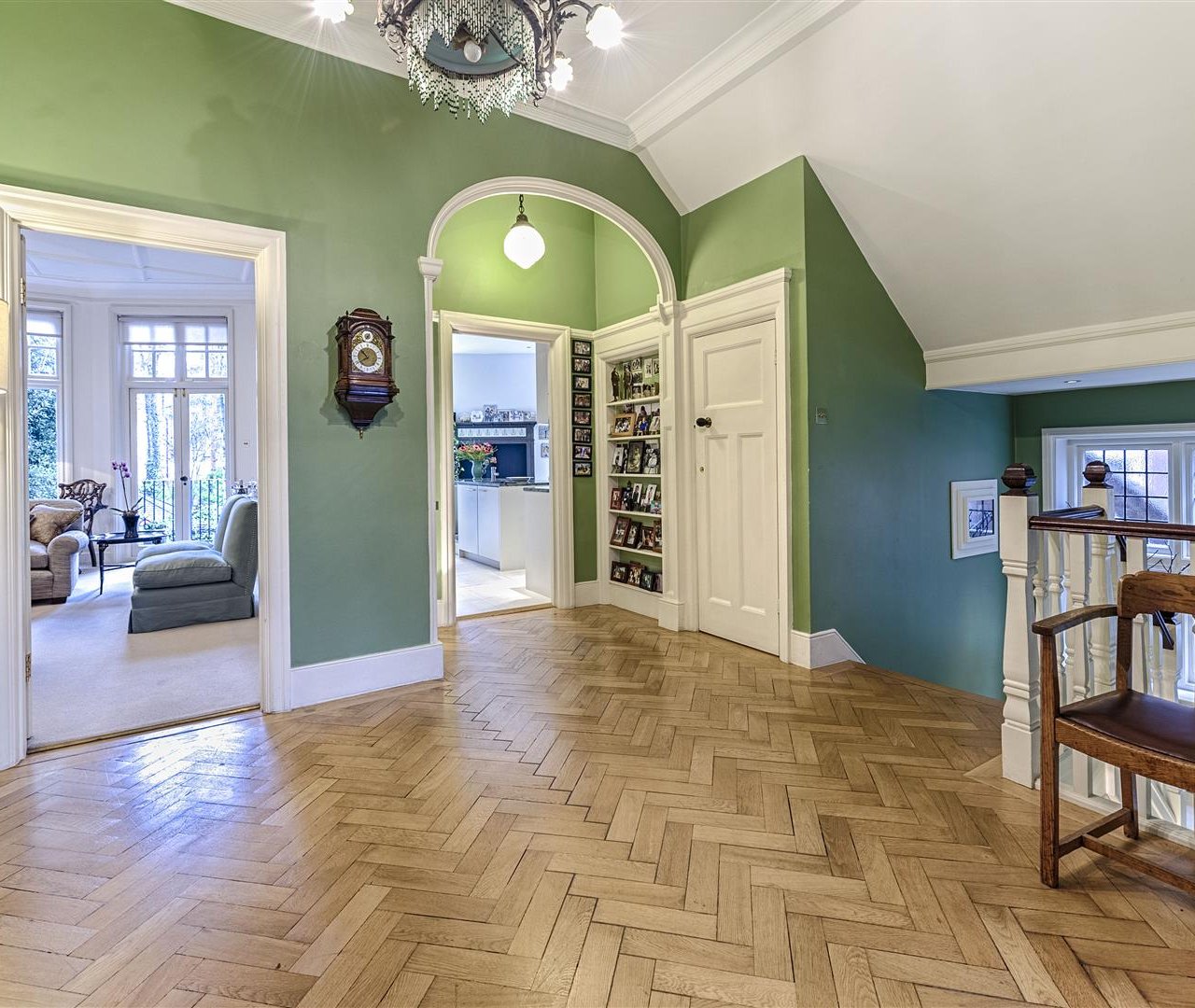 Hollycroft Avenue Hampstead NW3 7QJ