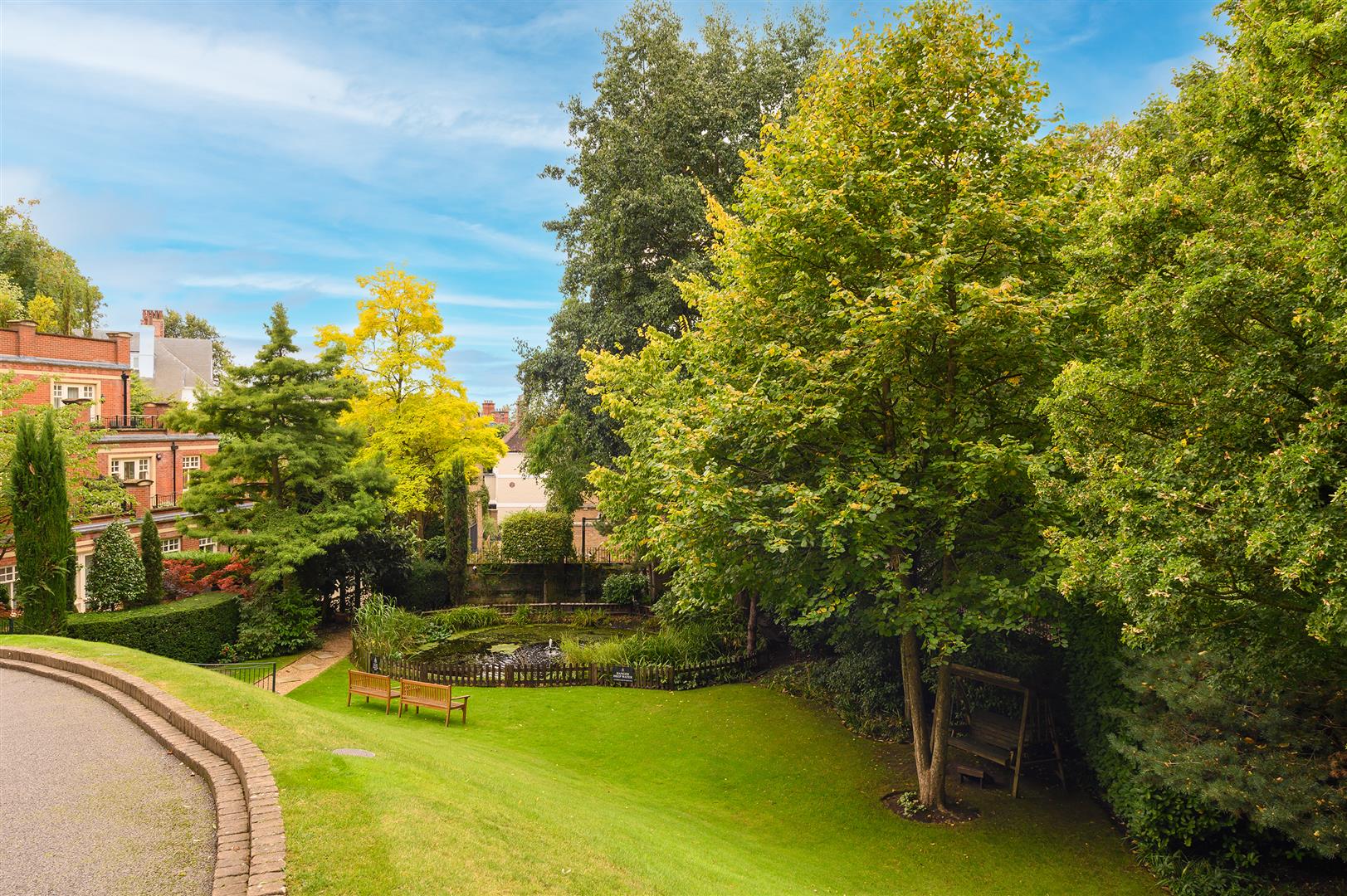 Frognal Rise London NW3 6PZ