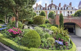 Frognal Rise London NW3 6PZ