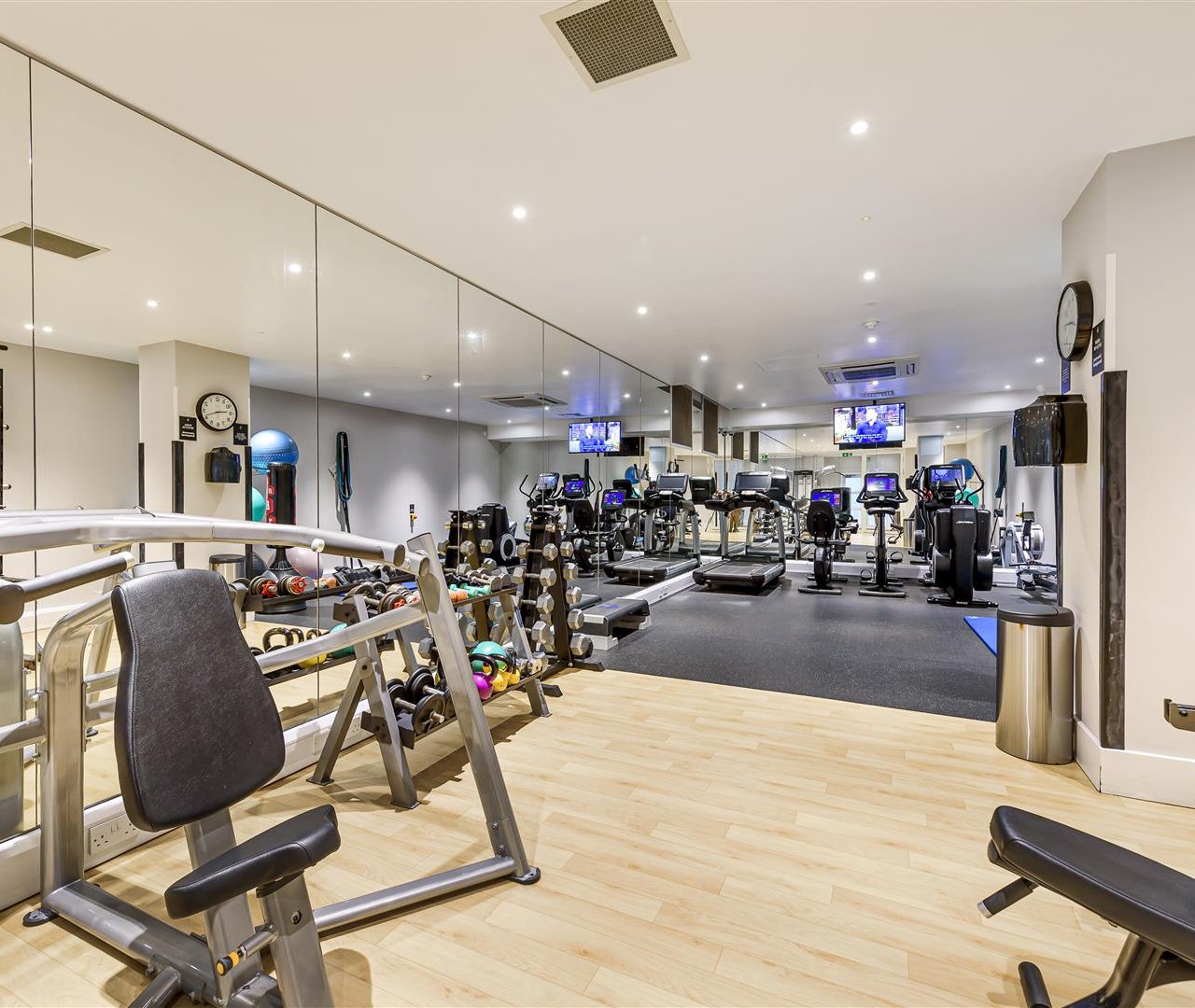 Frognal Rise London NW3 6PZ