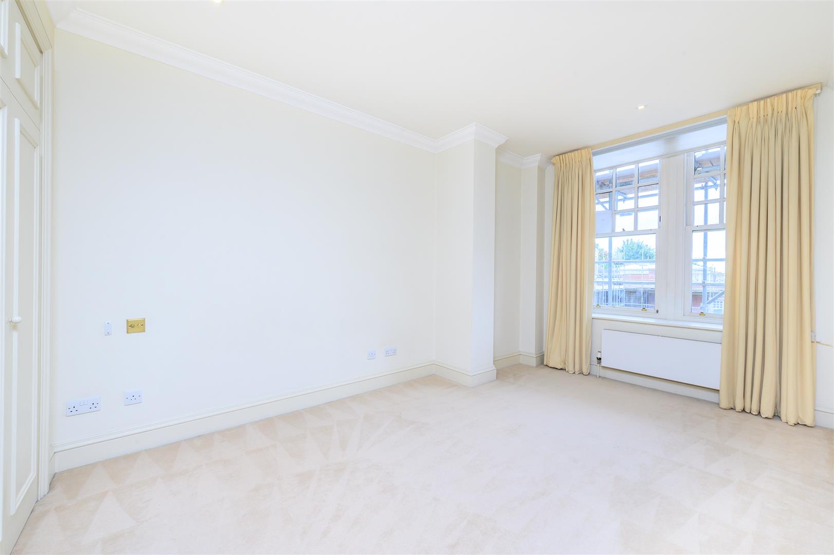 Frognal Rise London NW3 6PZ