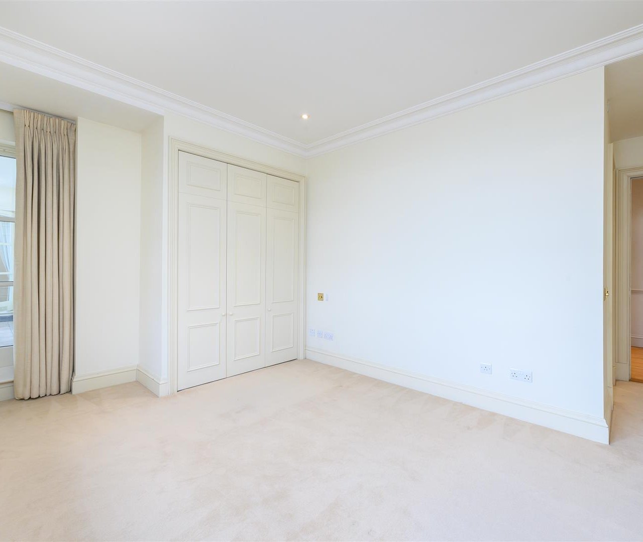 Frognal Rise London NW3 6PZ