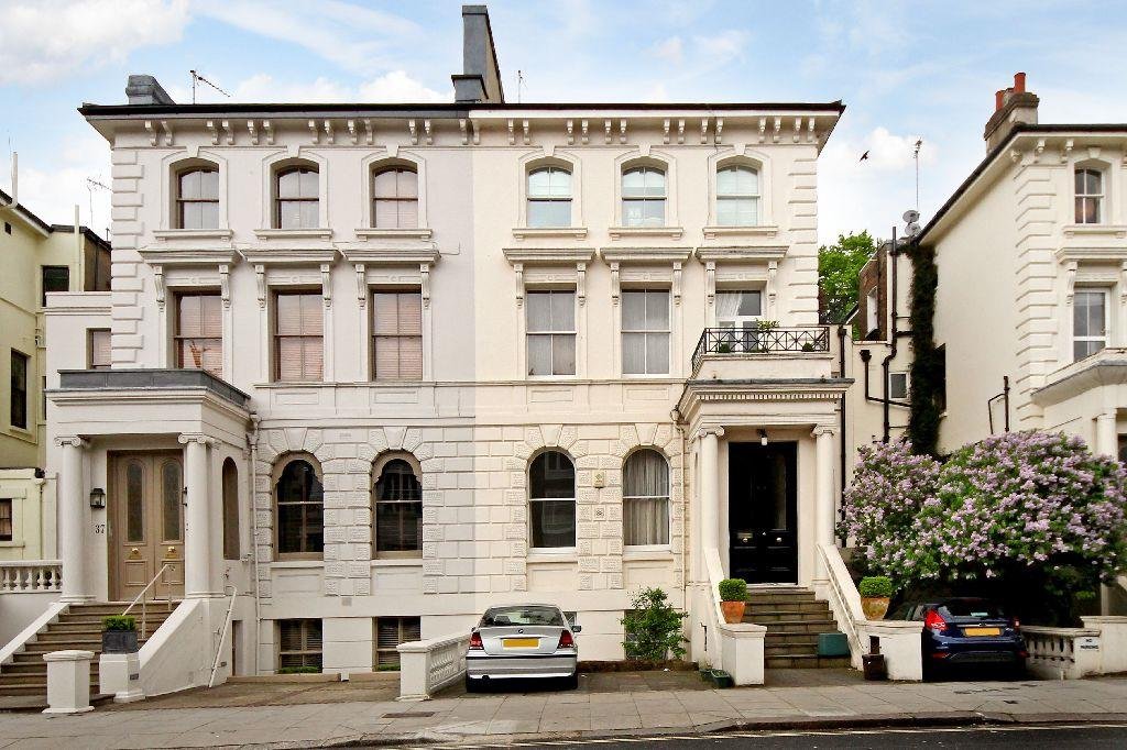 Buckland Crescent Belsize Park NW3 5DJ