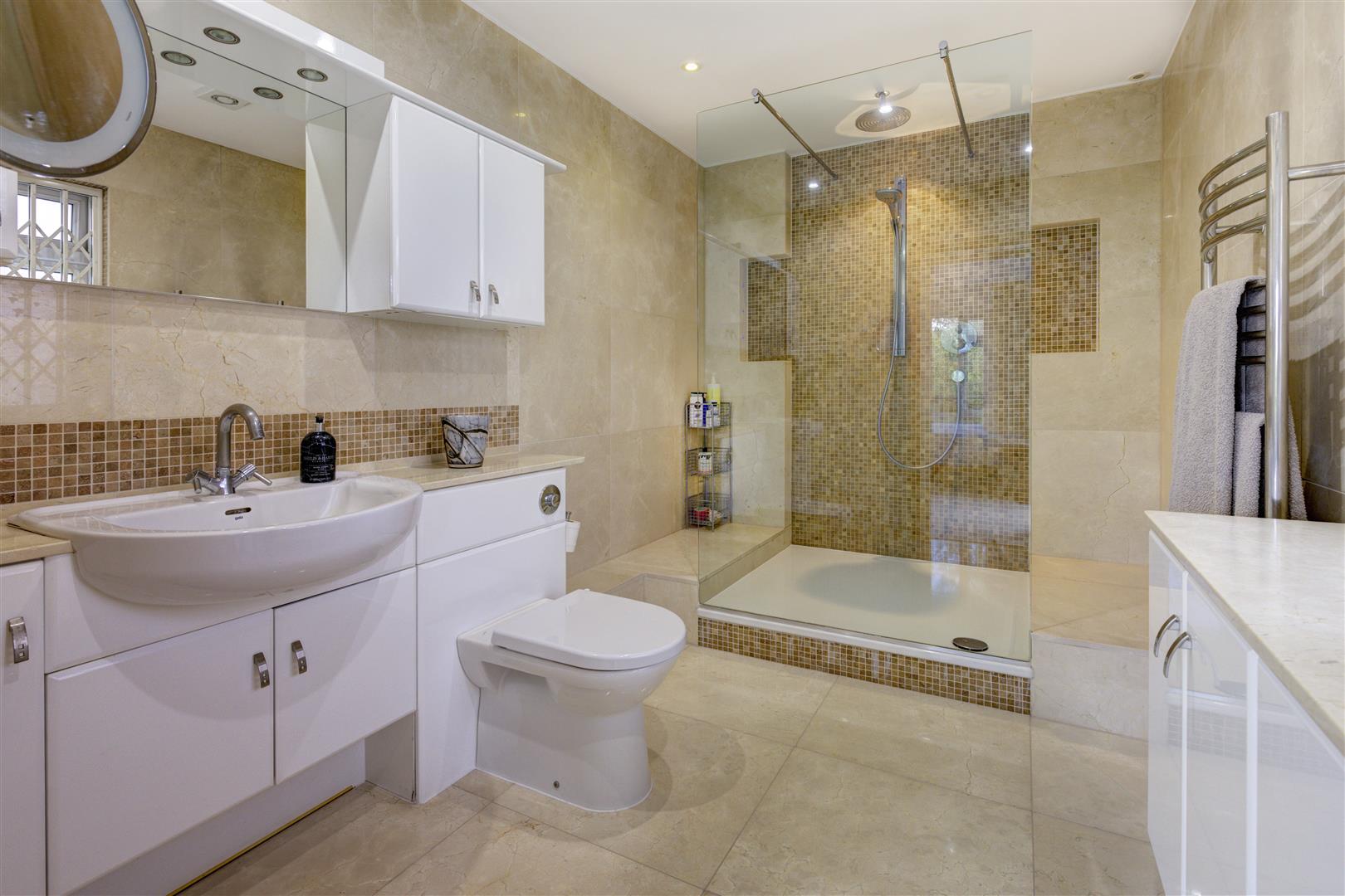 West Heath Avenue Golders Hill Park NW11 7QP