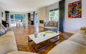 West Heath Avenue Golders Hill Park NW11 7QP