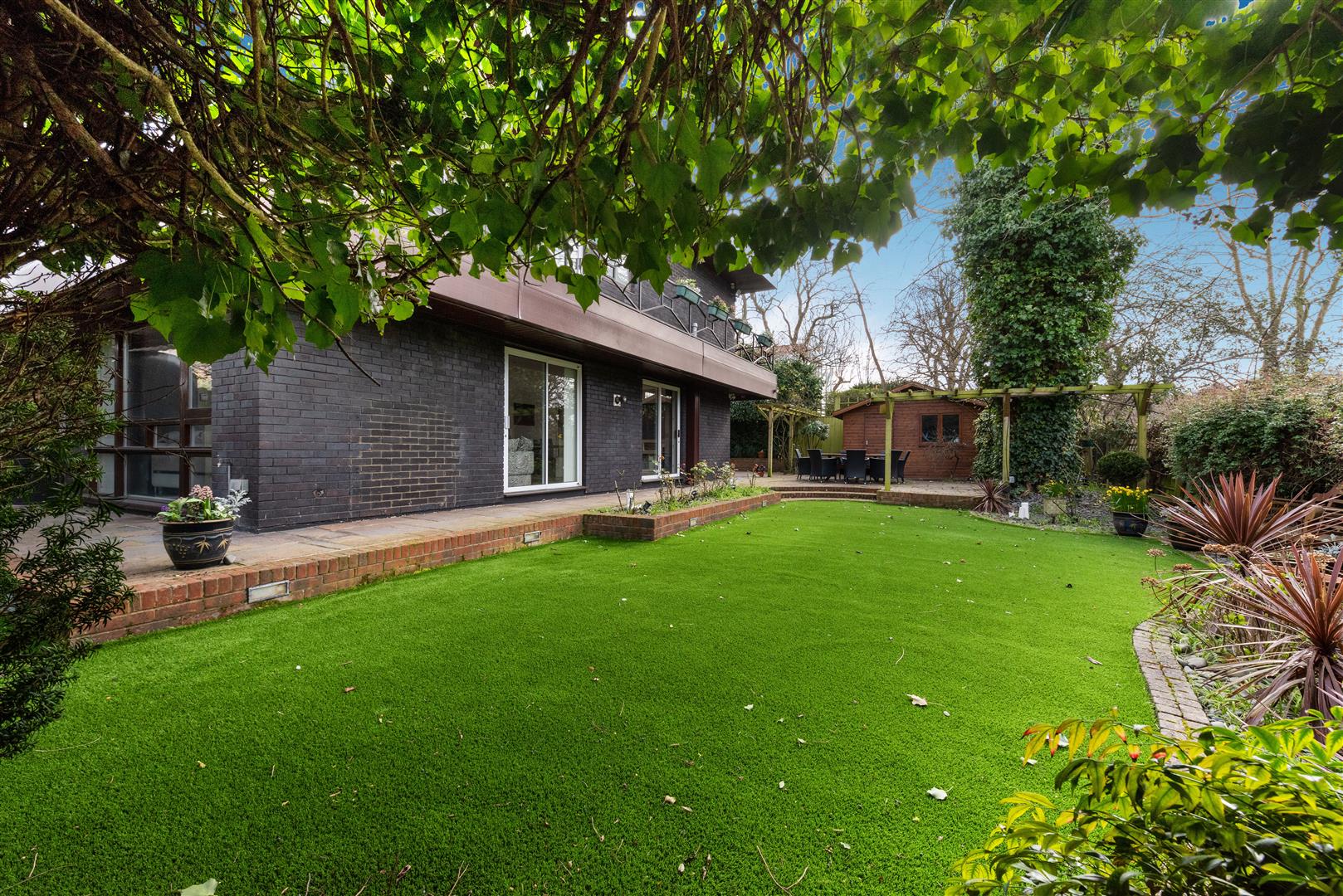 West Heath Avenue Golders Hill Park NW11 7QP