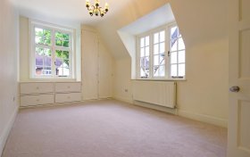 Hampstead Way Hampstead Garden Suburb NW11 7JN