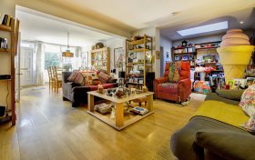 Belsize Park Mews Belsize Village NW3 5BL