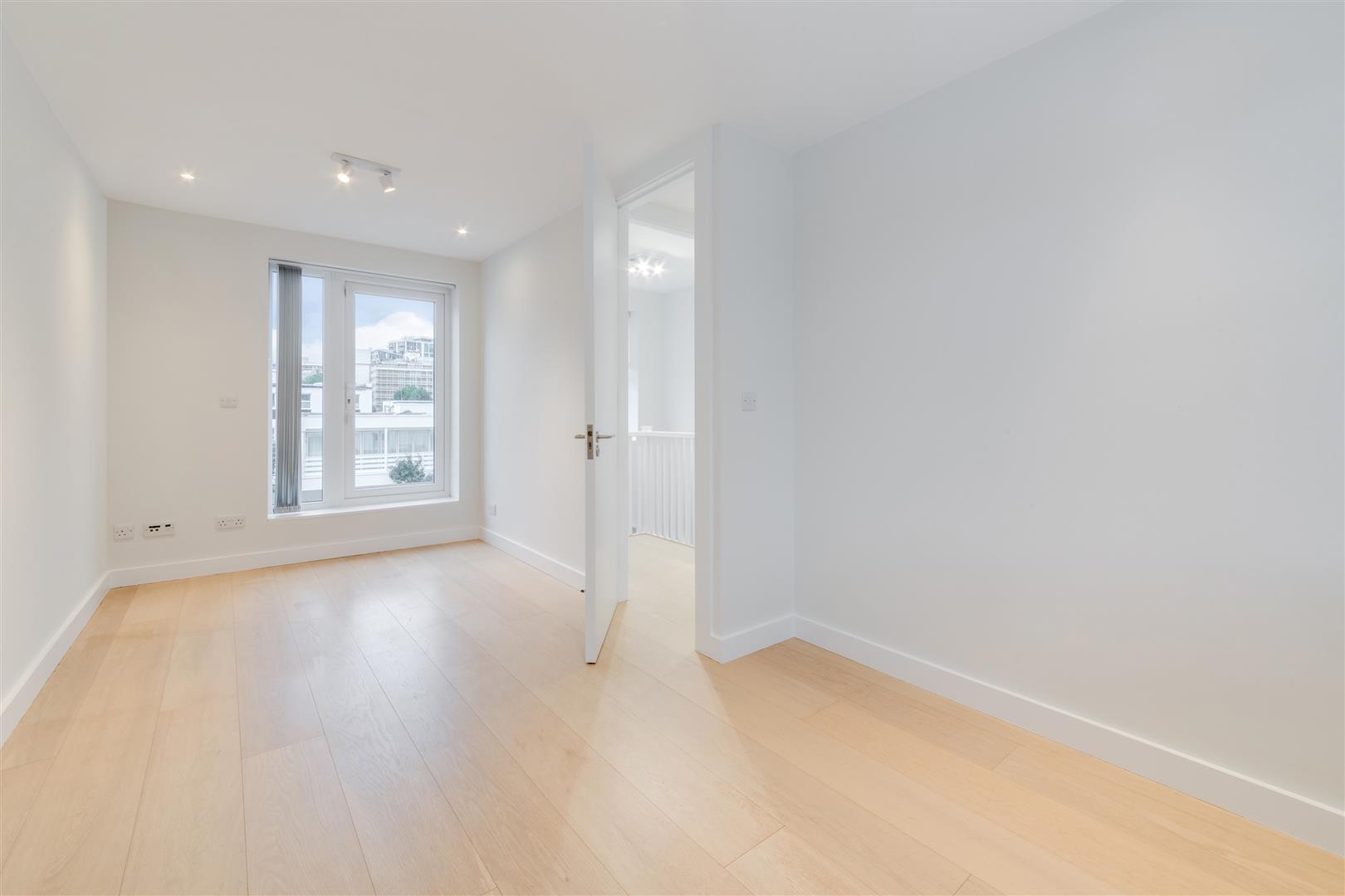 Lower Merton Rise, Primrose Hill, NW3 3RA