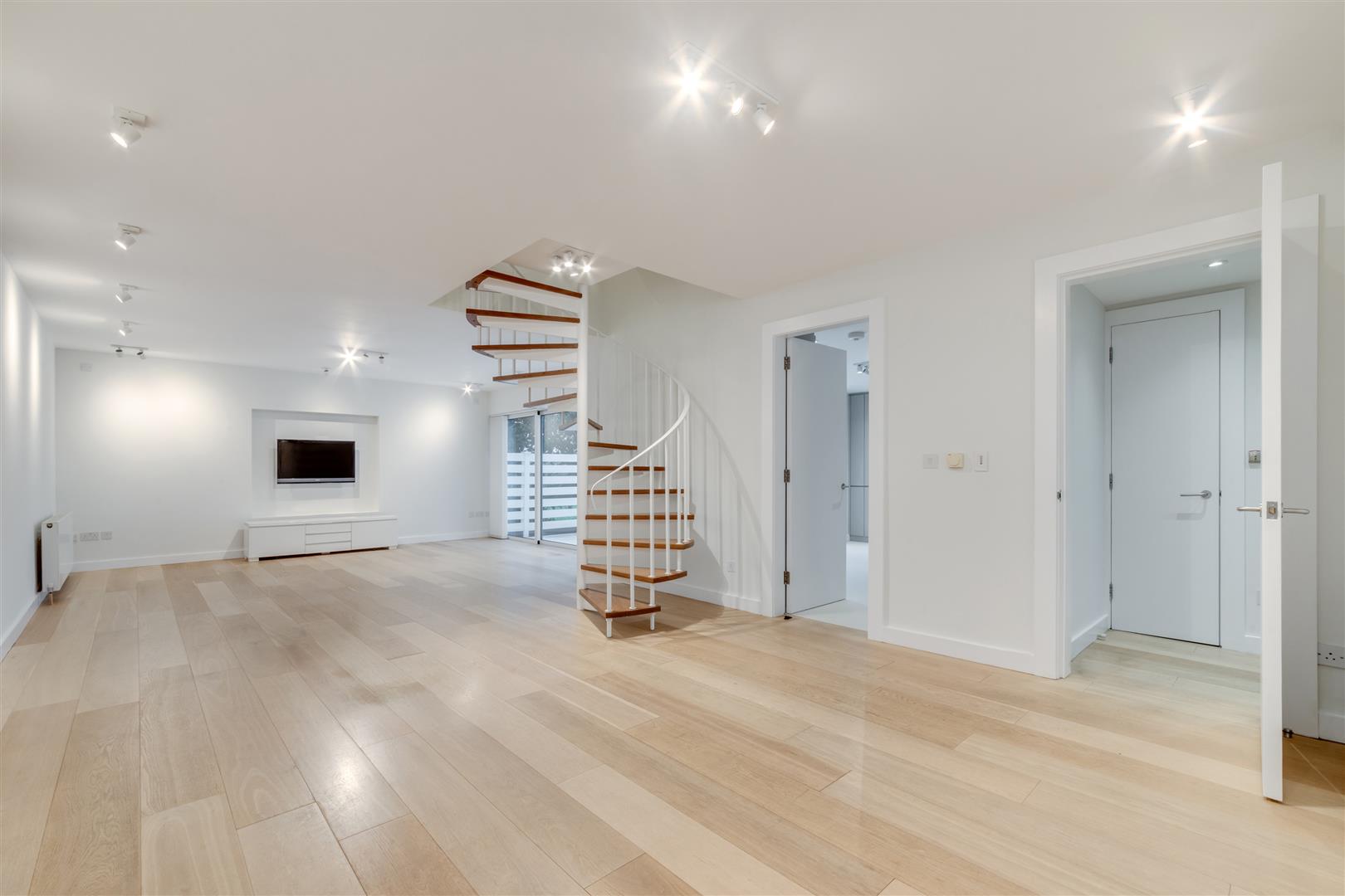 Lower Merton Rise, Primrose Hill, NW3 3RA