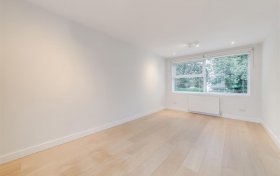 Lower Merton Rise, Primrose Hill, NW3 3RA