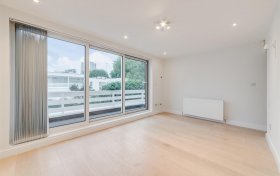 Lower Merton Rise, Primrose Hill, NW3 3RA