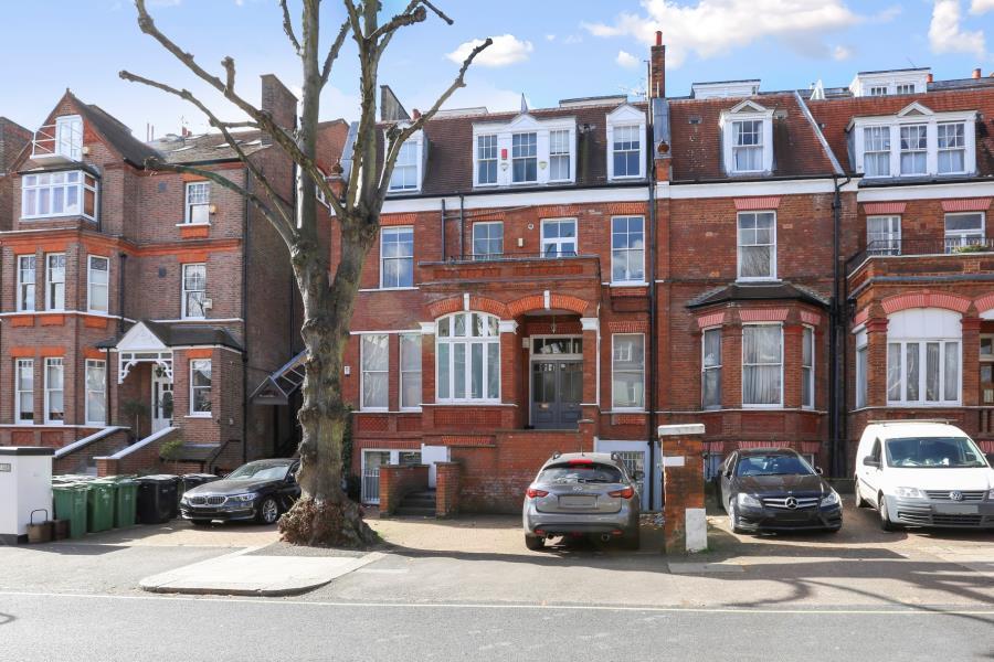 Maresfield Gardens, Hampstead, NW3 5SG