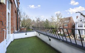 Maresfield Gardens, Hampstead, NW3 5SG