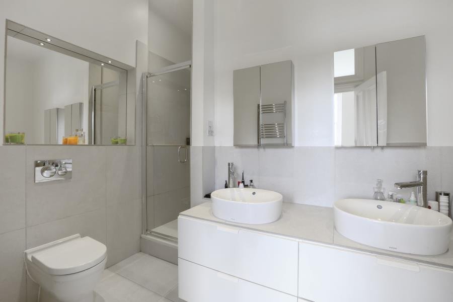 Maresfield Gardens, Hampstead, NW3 5SG