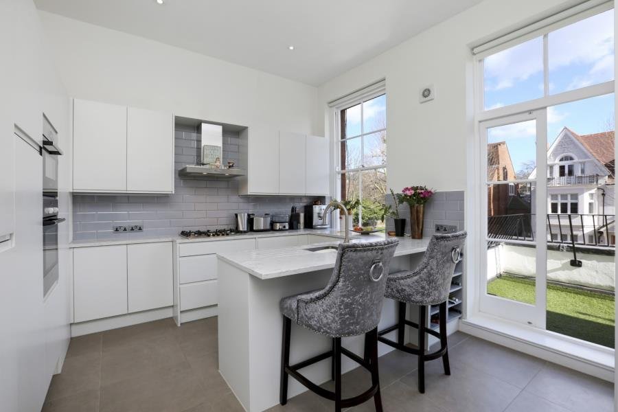 Maresfield Gardens, Hampstead, NW3 5SG