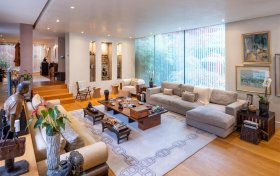 Spaniards End Hampstead NW3 7JG