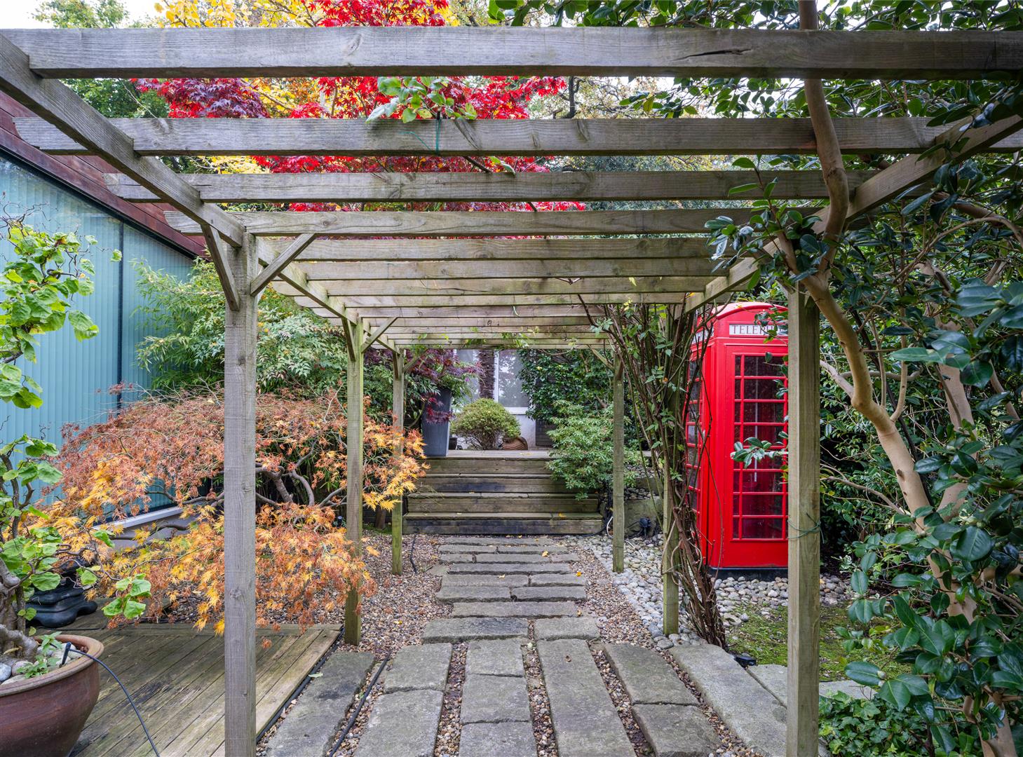 Spaniards End Hampstead NW3 7JG