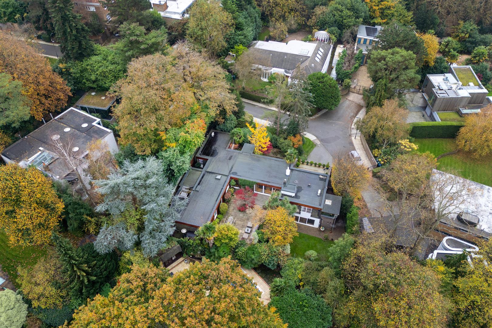 Spaniards End Hampstead NW3 7JG