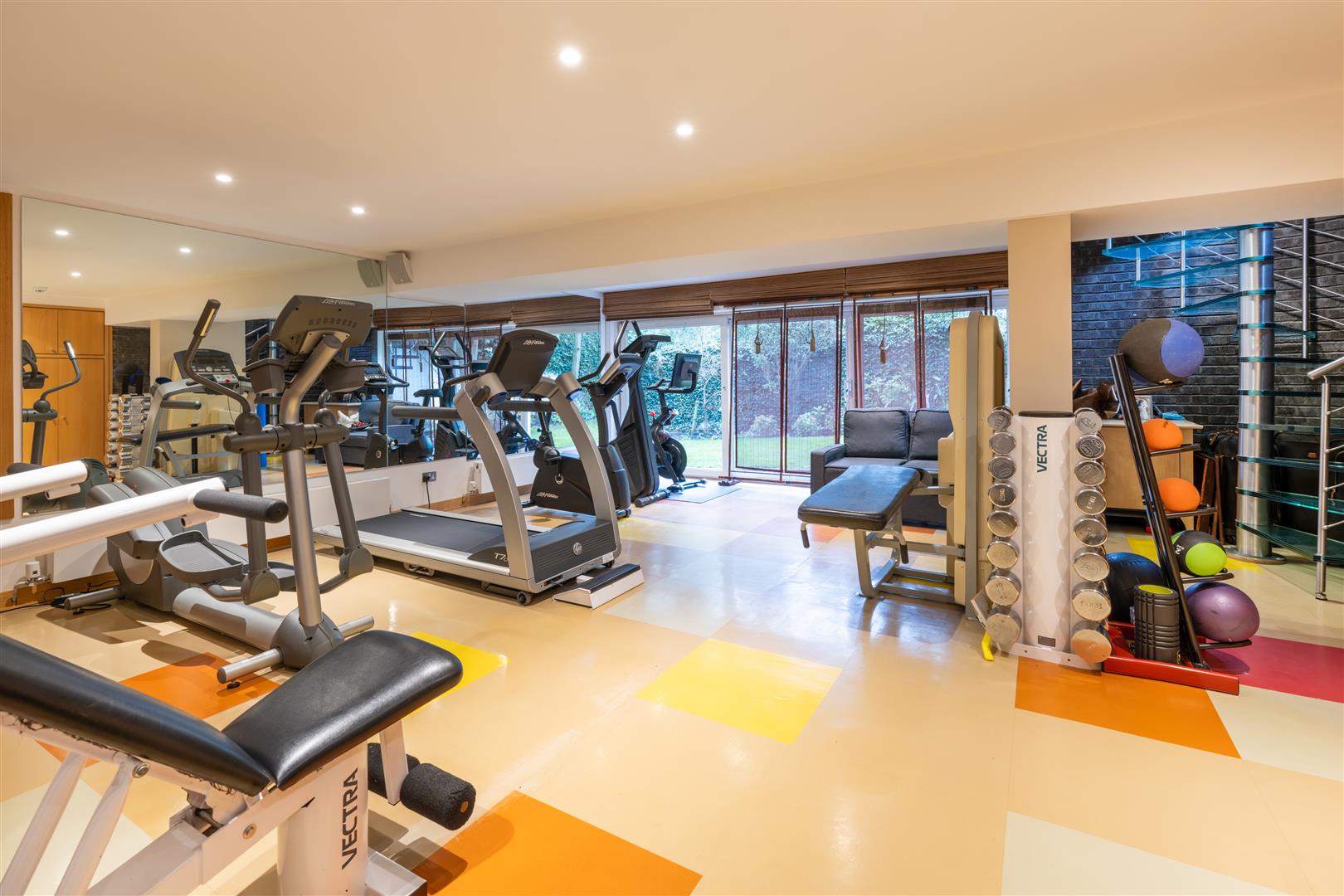 Spaniards End Hampstead NW3 7JG