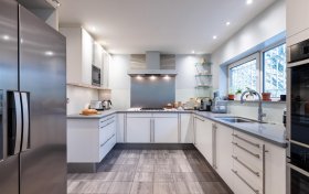 Spaniards End Hampstead NW3 7JG