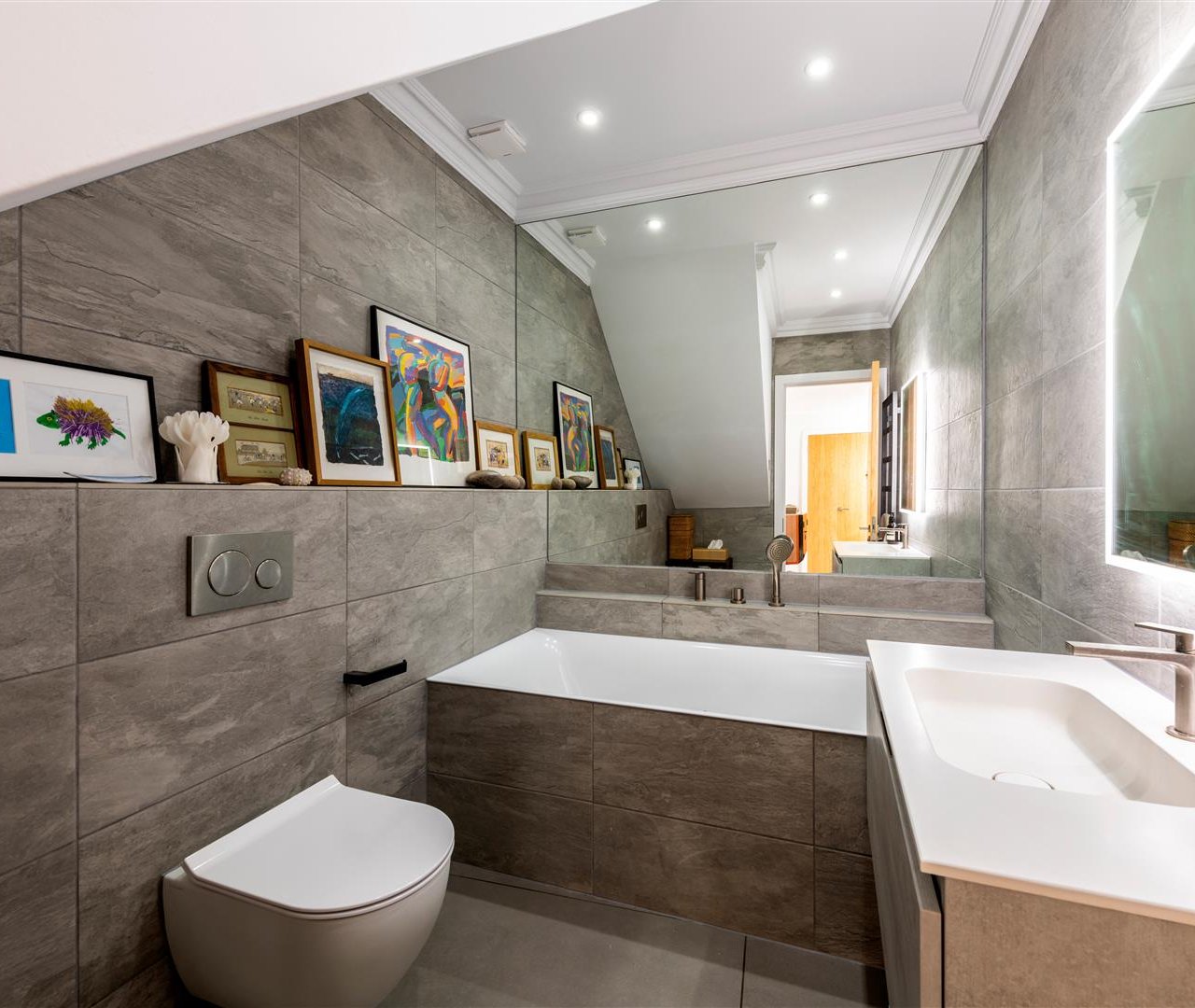 Willoughby Road Hampstead Village NW3 1SA