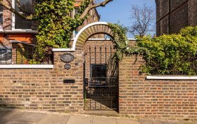 Willoughby Road Hampstead Village NW3 1SA