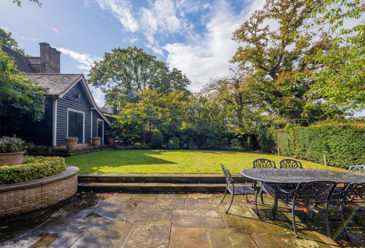 Wyldes Close Hampstead Garden Suburb NW11 7JB