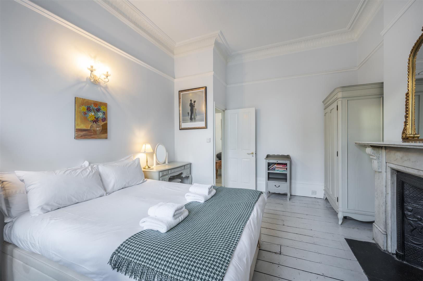 Kemplay Road Hampstead Village NW3 1SY