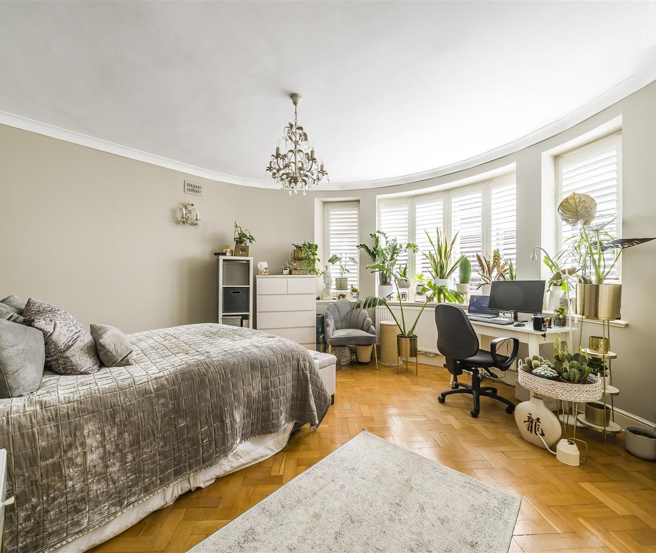 Frognal Lane Hampstead NW3 7EA