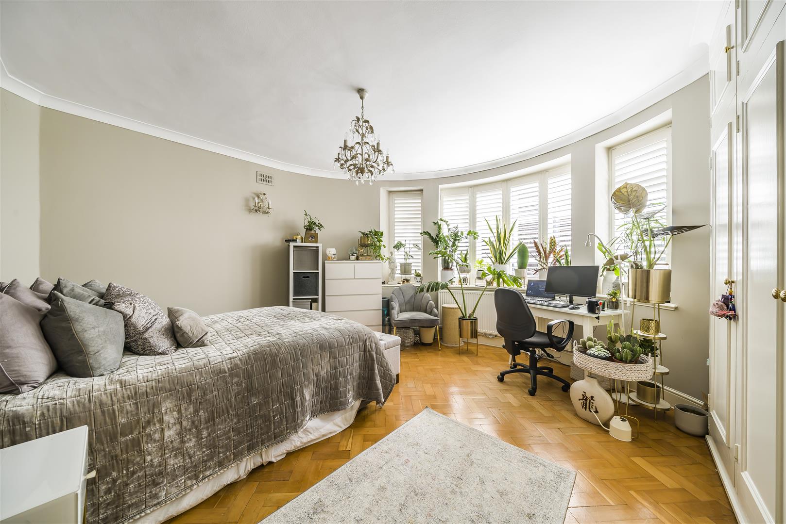 Frognal Lane Hampstead NW3 7EA