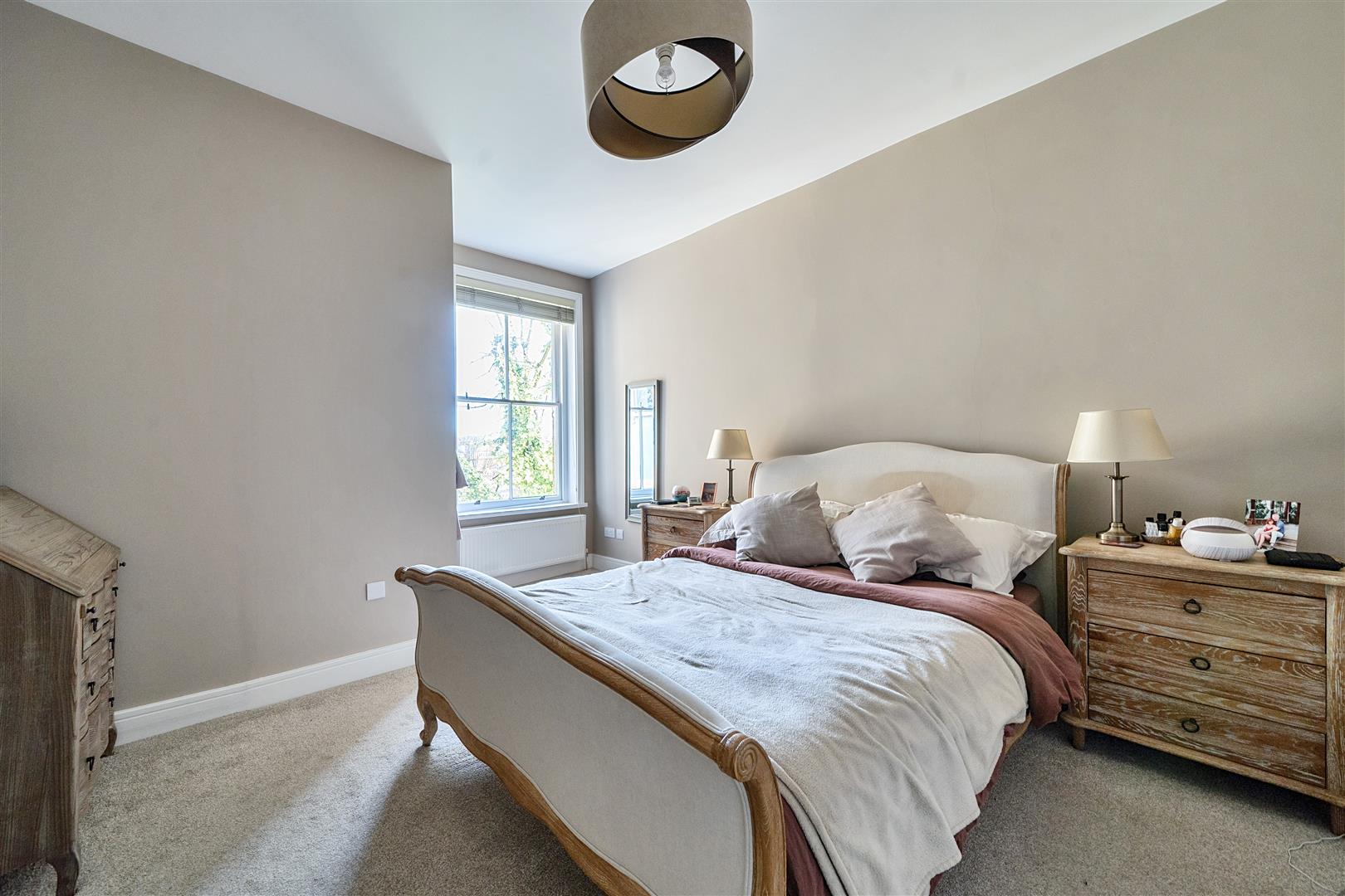 Frognal Hampstead NW3 6XT