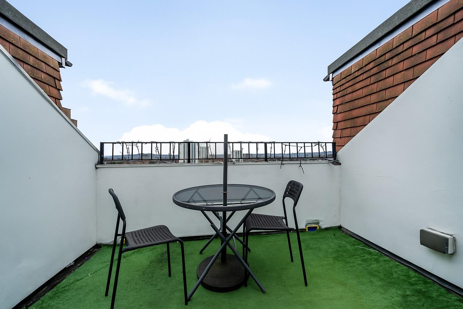 Finchley Road Hampstead NW3 7TS