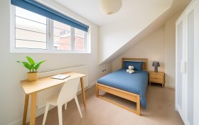 Finchley Road Hampstead NW3 7TS