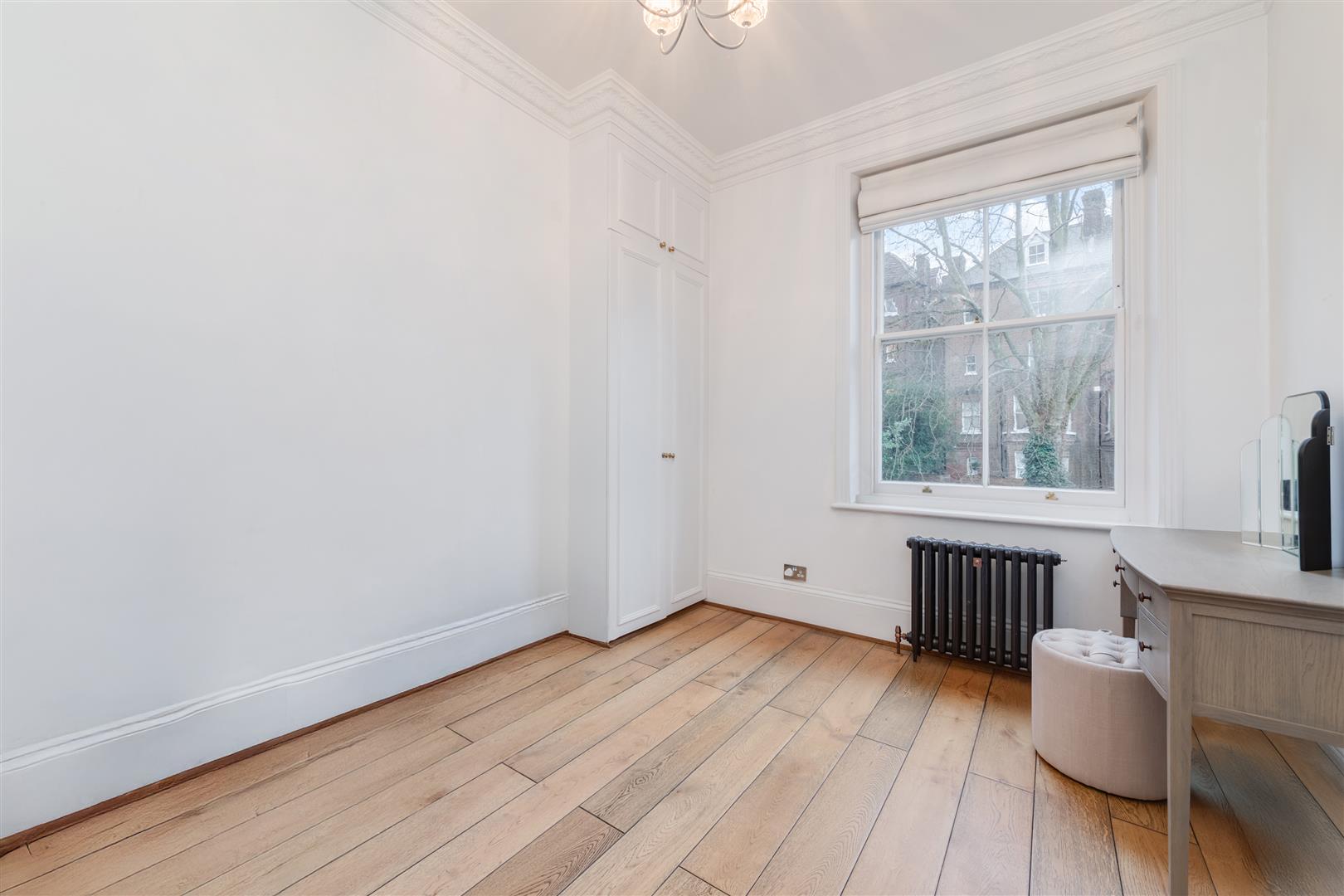 Frognal Hampstead NW3 6AG