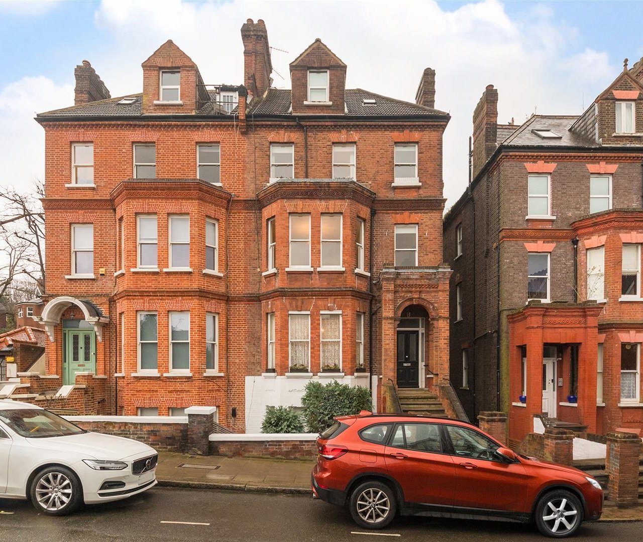 Frognal Hampstead NW3 6AG